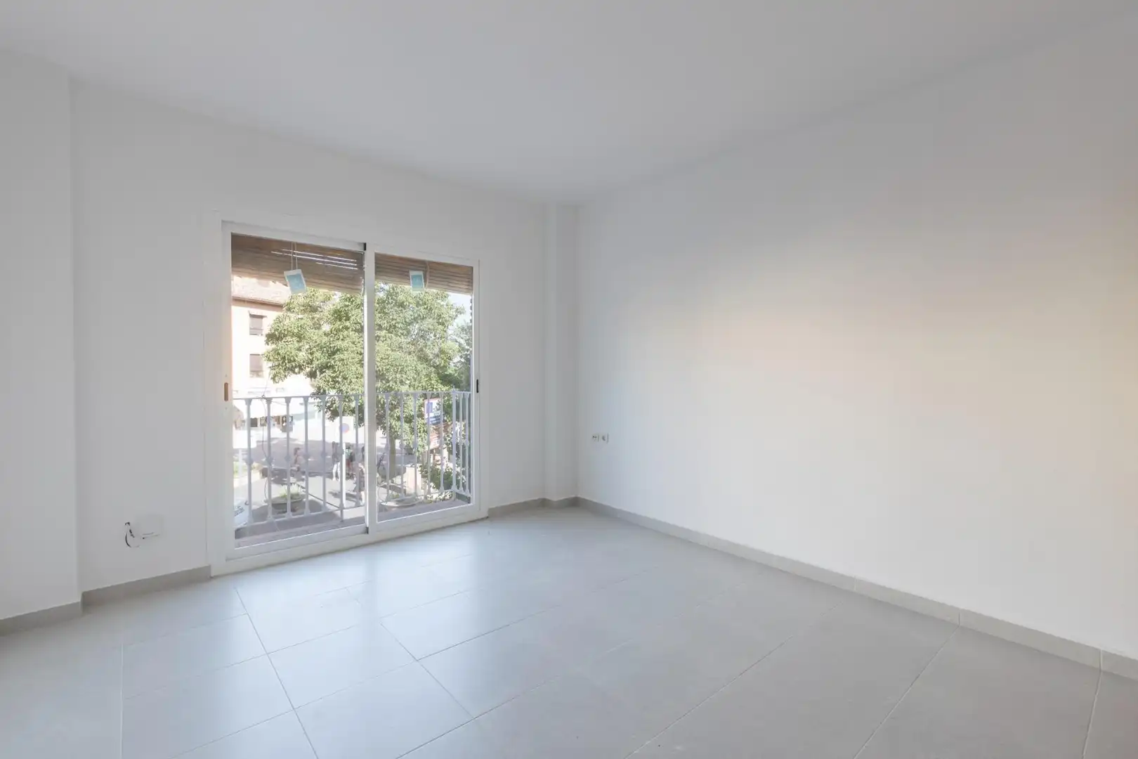 Piso con terraza en venta en Calle Calle de Cádiz, 6, imagen 2
