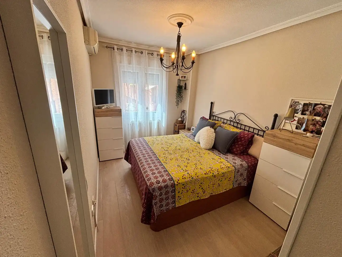 Schlafzimmer von Wohnung zum Verkauf in Madrid mit Klimaanlage, Heizung und Abstellraum