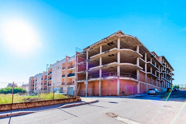 Edificio en Venta en Calle Poeta Ernesto Nebot en L'Alcora