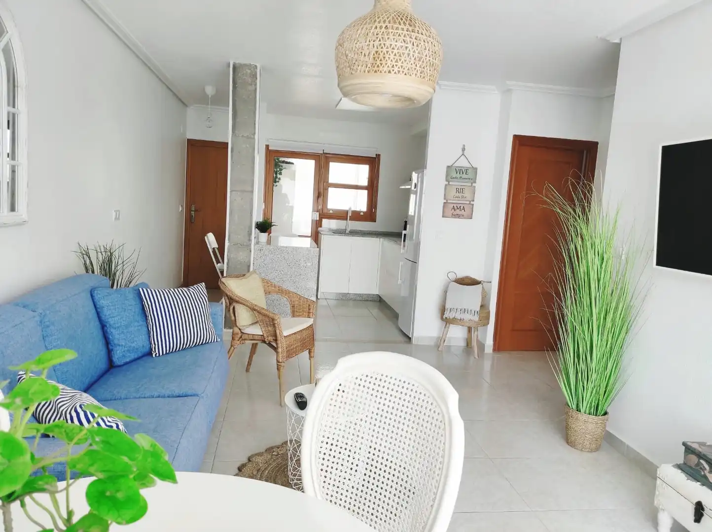 Sala de estar de Apartamento de alquiler en Pilar de la Horadada con Aire acondicionado, Calefacción y Terraza