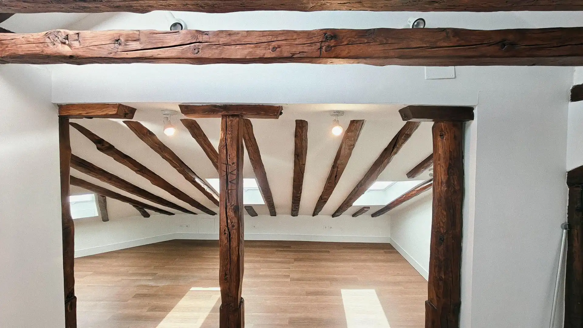Study for rent in Madrid  with Heating