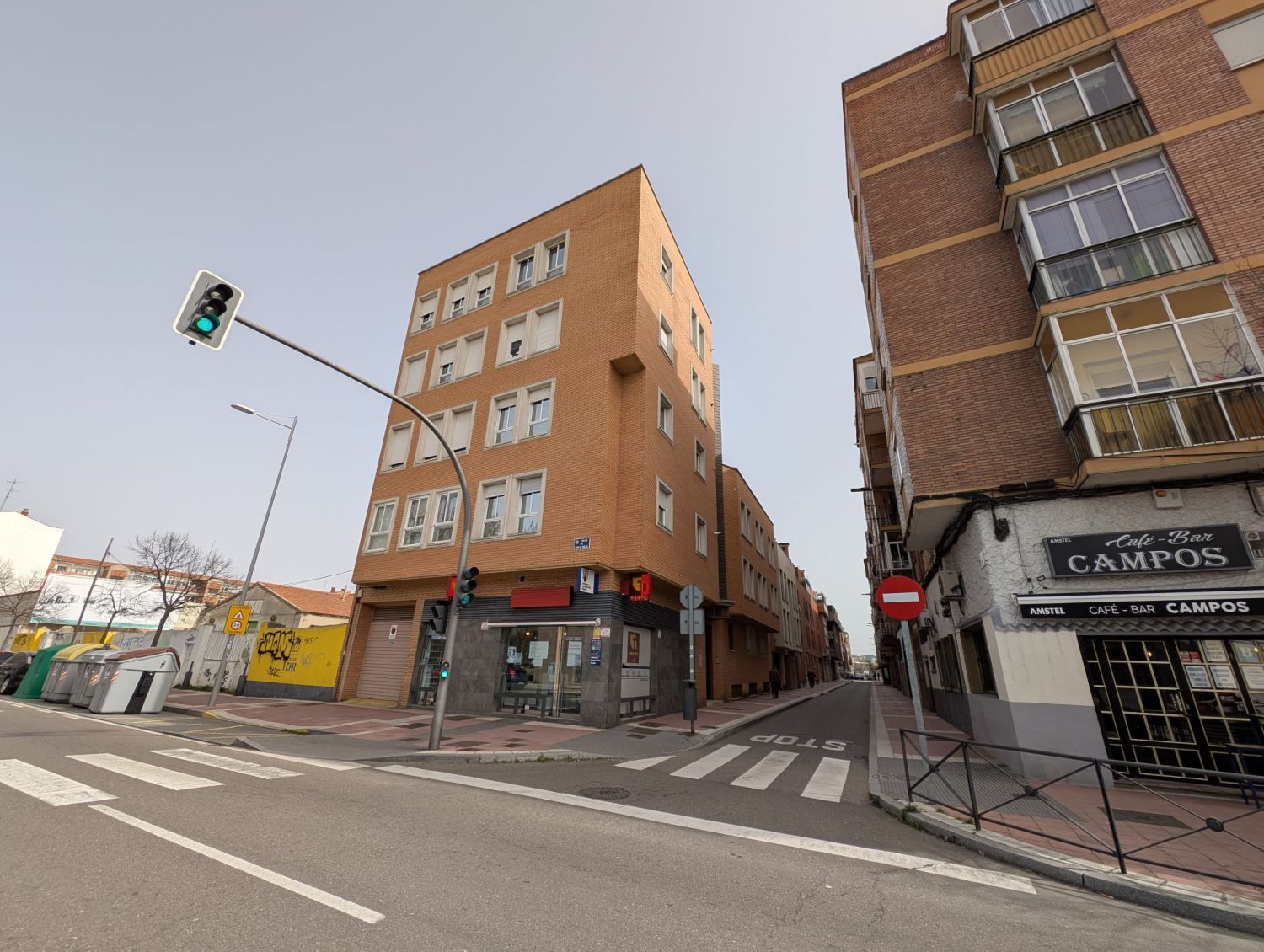 Exterior view of Flat for sale in Valladolid Capital  with Heating, Parquet flooring and Storage room