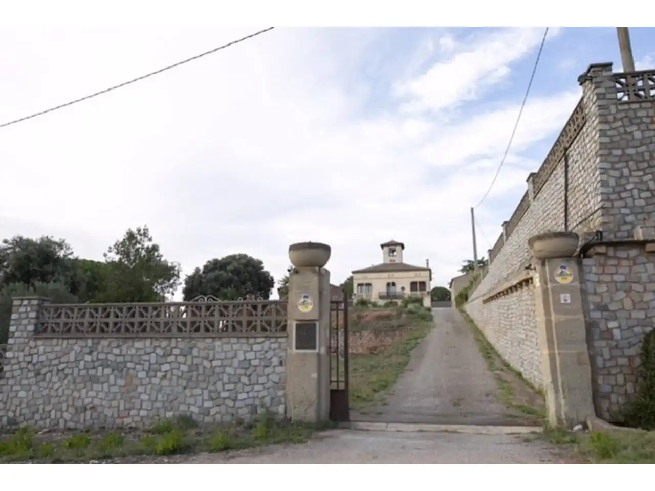 Exterior view of Houses for sale in Manresa  with Private garden and Swimming Pool