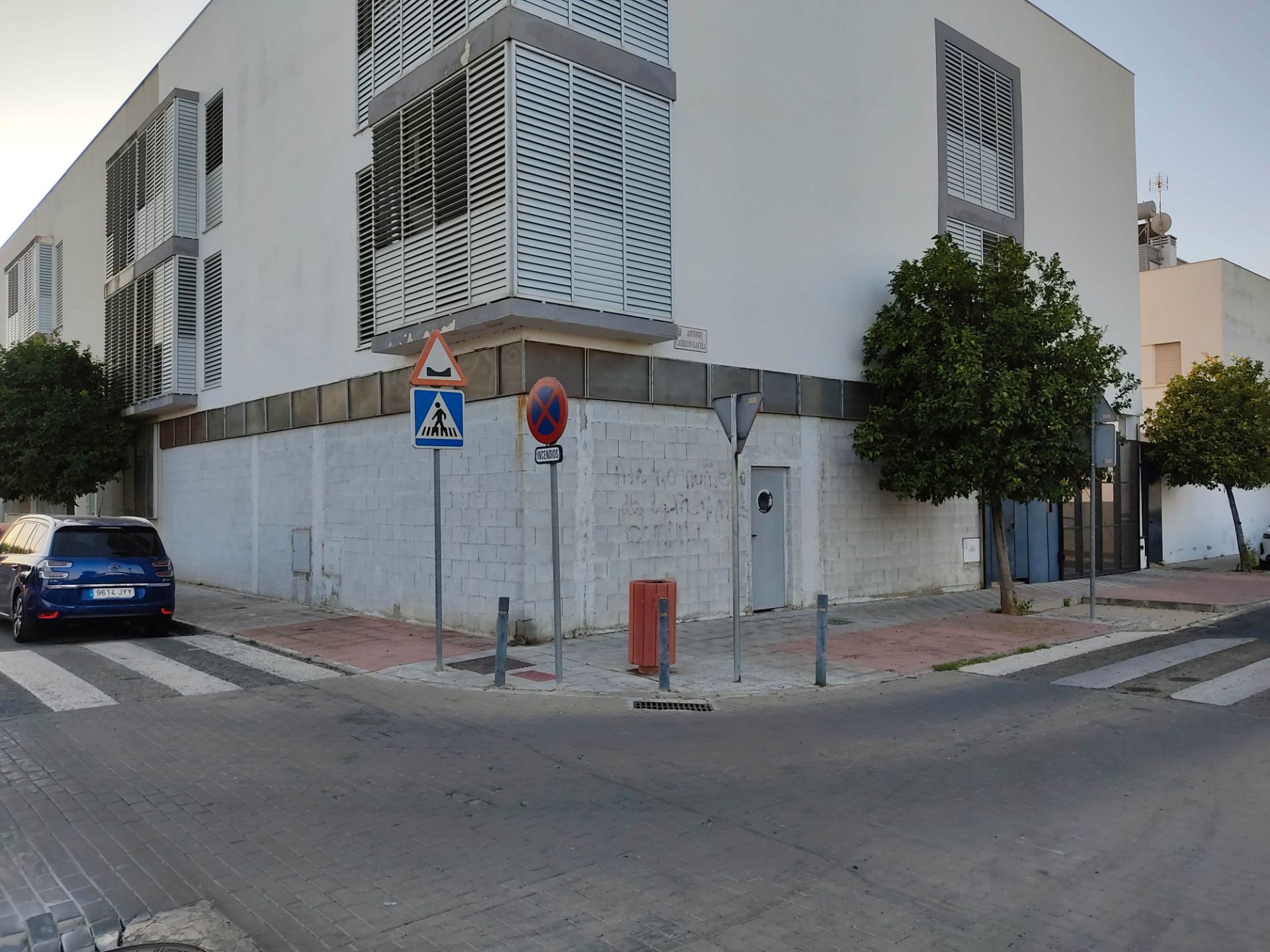 Aparcament de Local en venda en Utrera