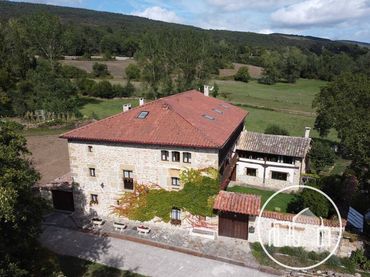 Casa con balcone in vendita a Merindad de Sotoscueva