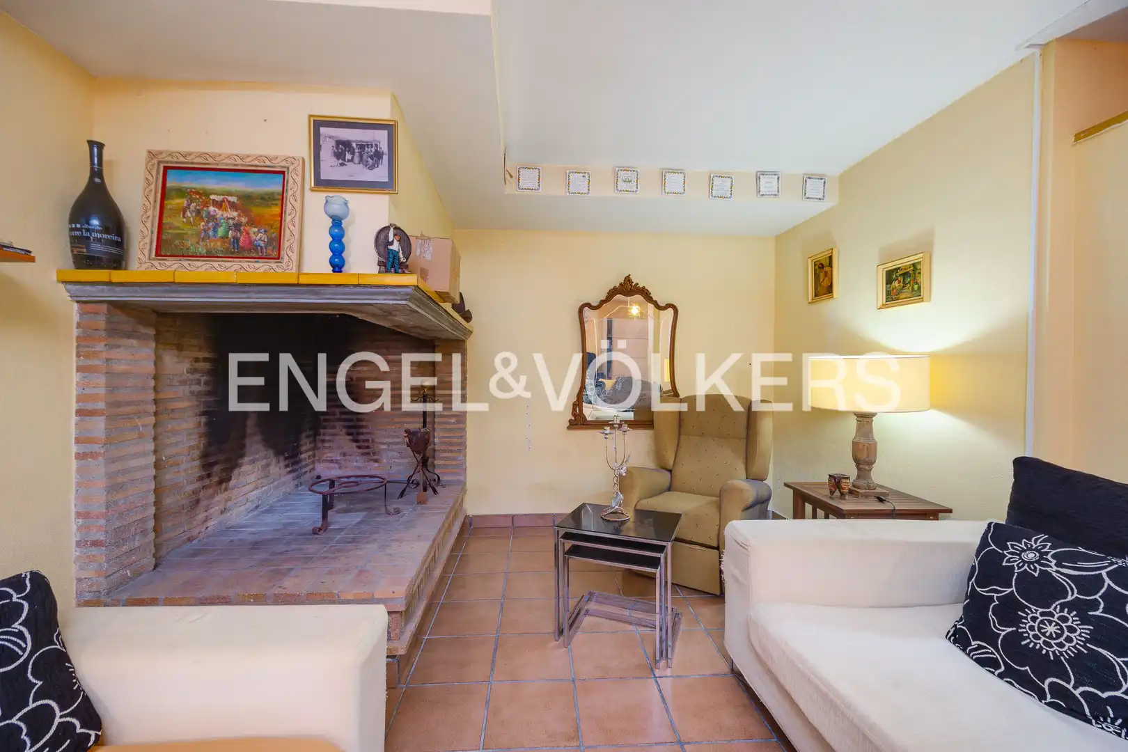 Sala de estar de Finca rústica en venta en Torrevieja con Aire acondicionado, Calefacción y Jardín privado