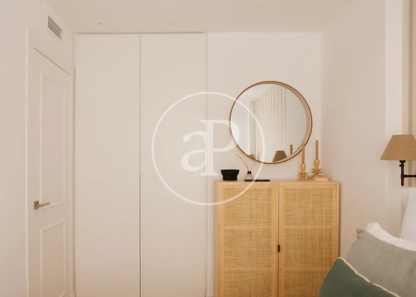 Bedroom of Flat for rent in Madrid  with Air Conditioner, Heating and Furnished