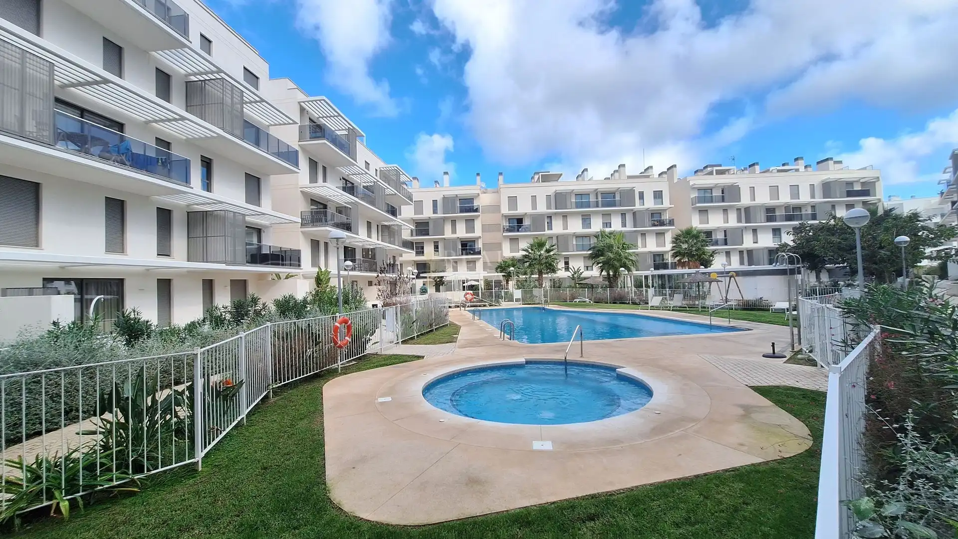 Swimming pool of Flat for sale in El Montgó