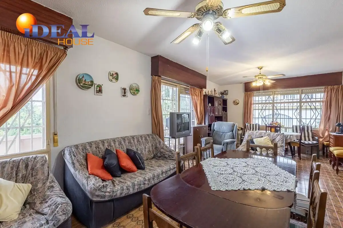 Casa con terrazza in vendita a Avenida HUETOR VEGA, imagen 10