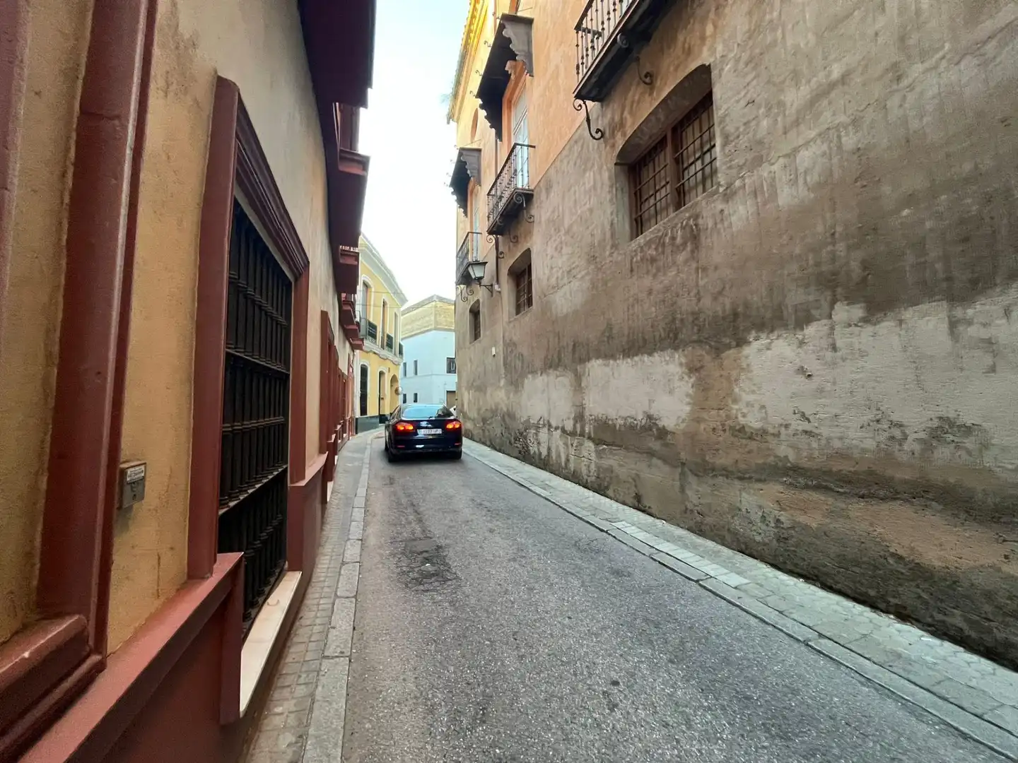 Außenansicht von Maisonette zum Verkauf in Sevilla mit Klimaanlage, Möbliert und Balkon
