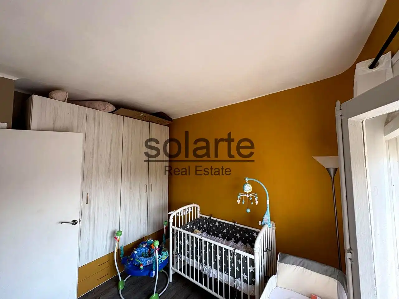 Habitación de Piso en venta en Molins de Rei con Aire acondicionado, Parquet y Terraza