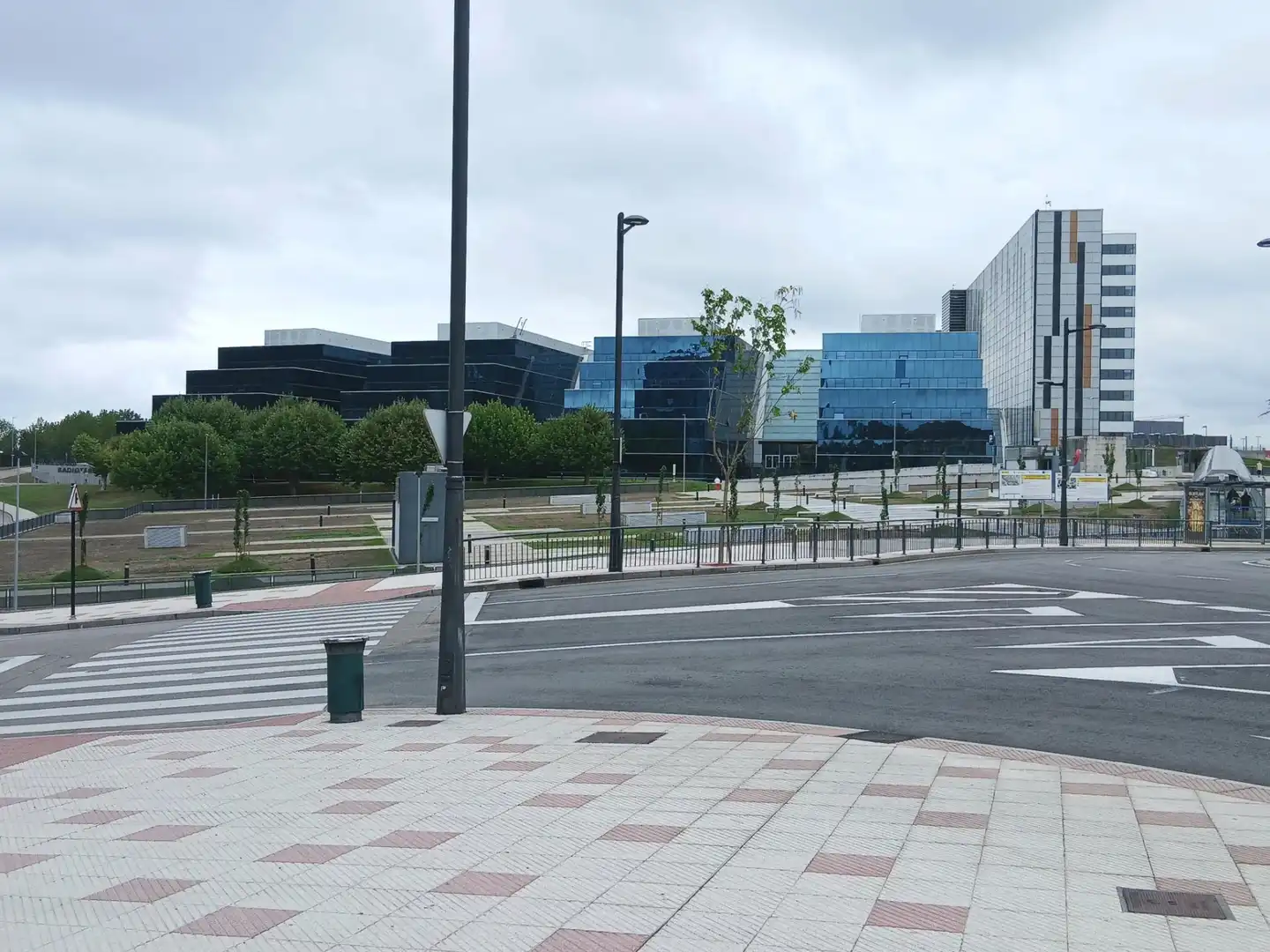 Piso de alquiler en Calle LUXEMBURGO, 1, HUCA - La Cadellada