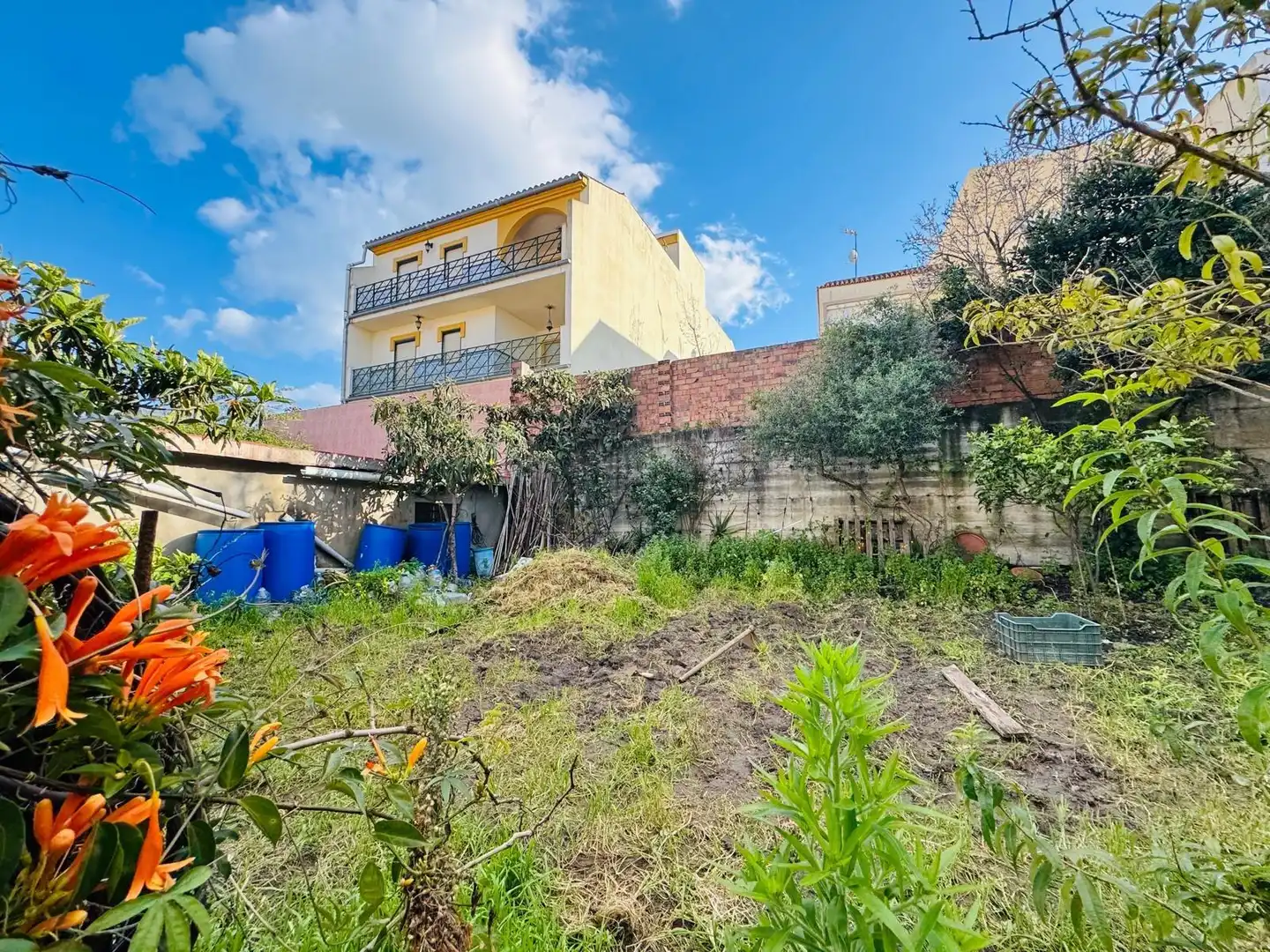 Houses for sale in Algeciras  with Storage room