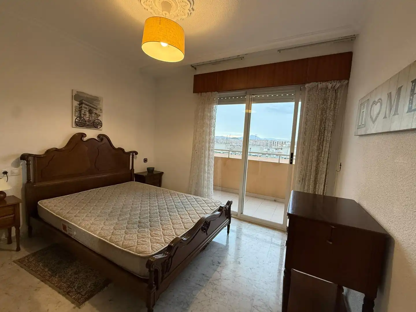 Habitación de Piso de alquiler en Alicante / Alacant con Aire acondicionado, Calefacción y Terraza