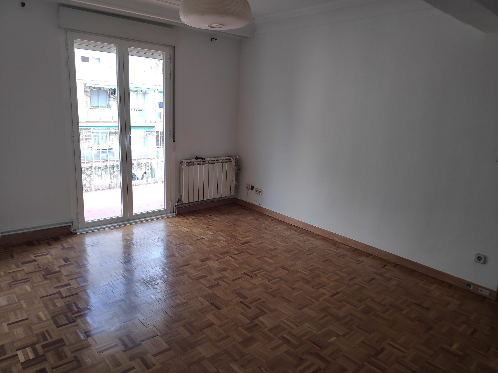 Habitación de Piso de alquiler en  Madrid Capital con Calefacción y Terraza