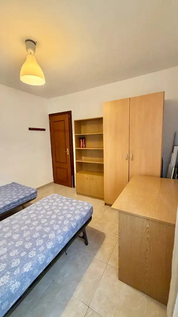 Habitación de Piso en venta en Madrid con Calefacción, Parquet y Amueblado