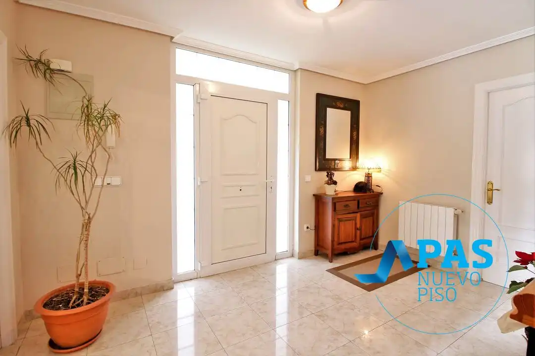Casa o xalet en venda en Santander amb Calefacció, Jardí privat i Terrassa