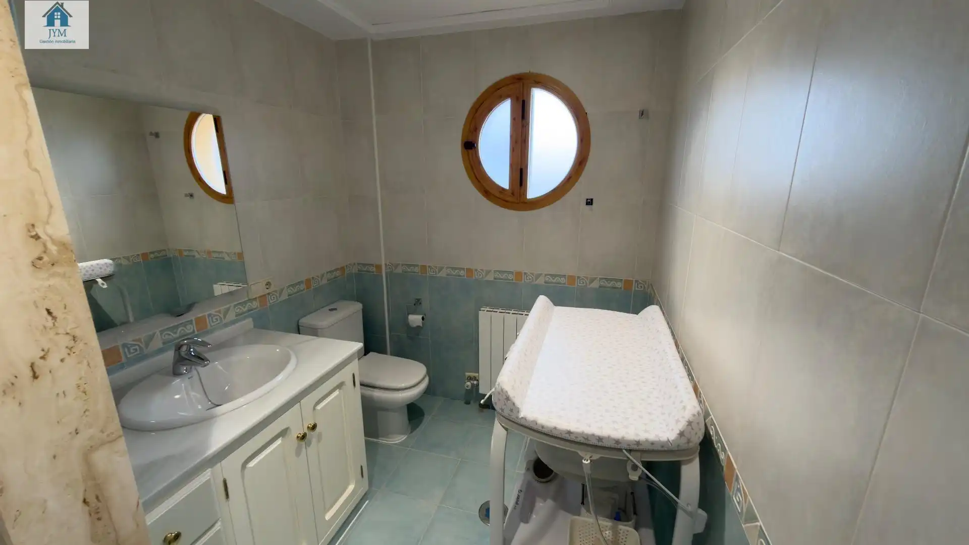 Baño de Casa o chalet en venta en Cájar con Aire acondicionado, Calefacción y Jardín privado