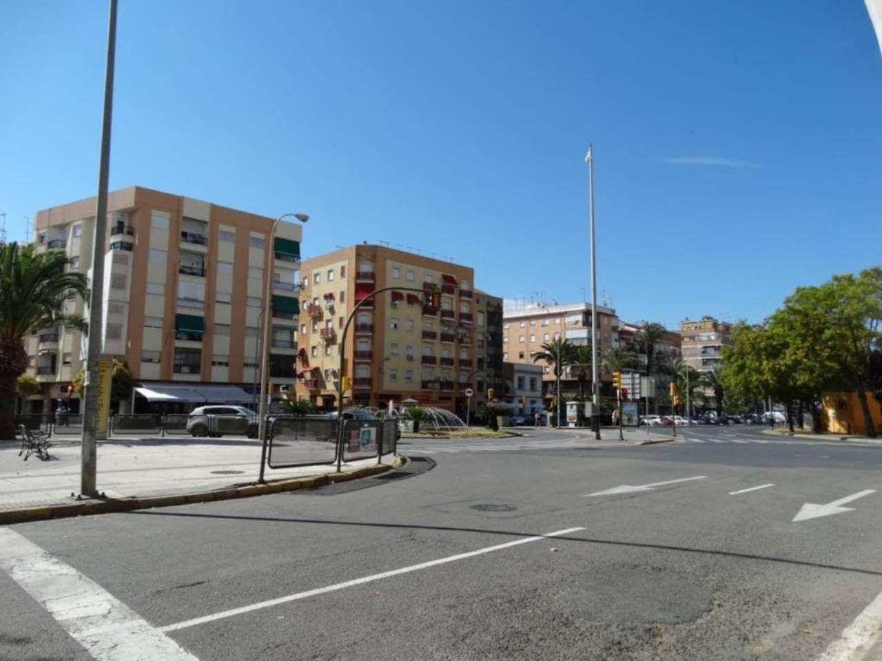 Vista exterior de Garatge en venda en  Huelva Capital