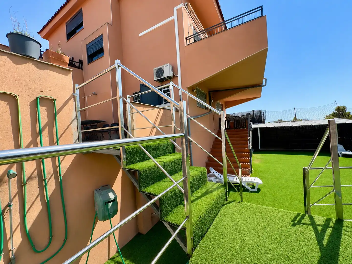 Terrassa de Casa o xalet en venda en Rubí amb Aire condicionat, Calefacció i Jardí privat