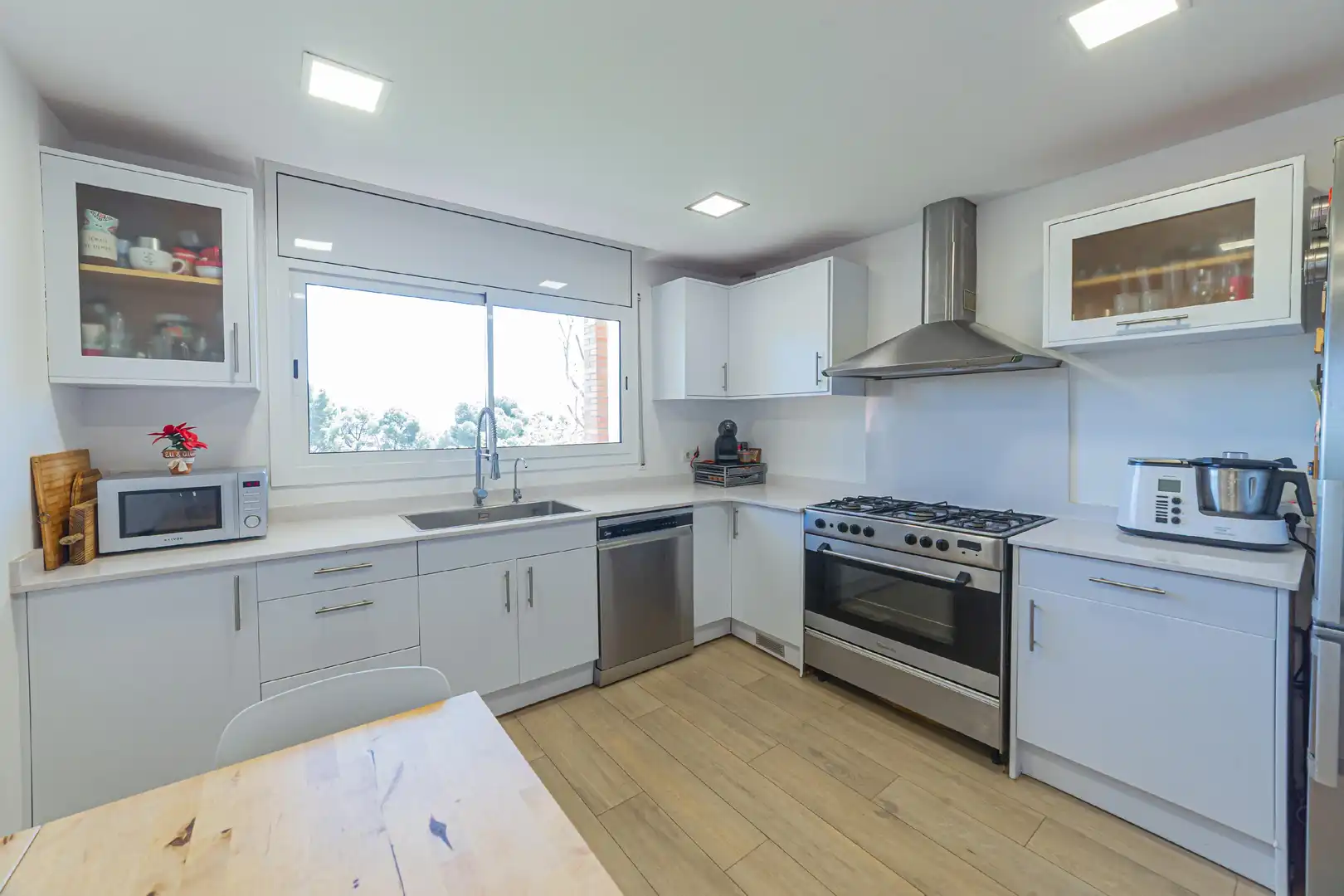 Kitchen of Houses for sale in Castelldefels  with Air Conditioner, Heating and Private garden
