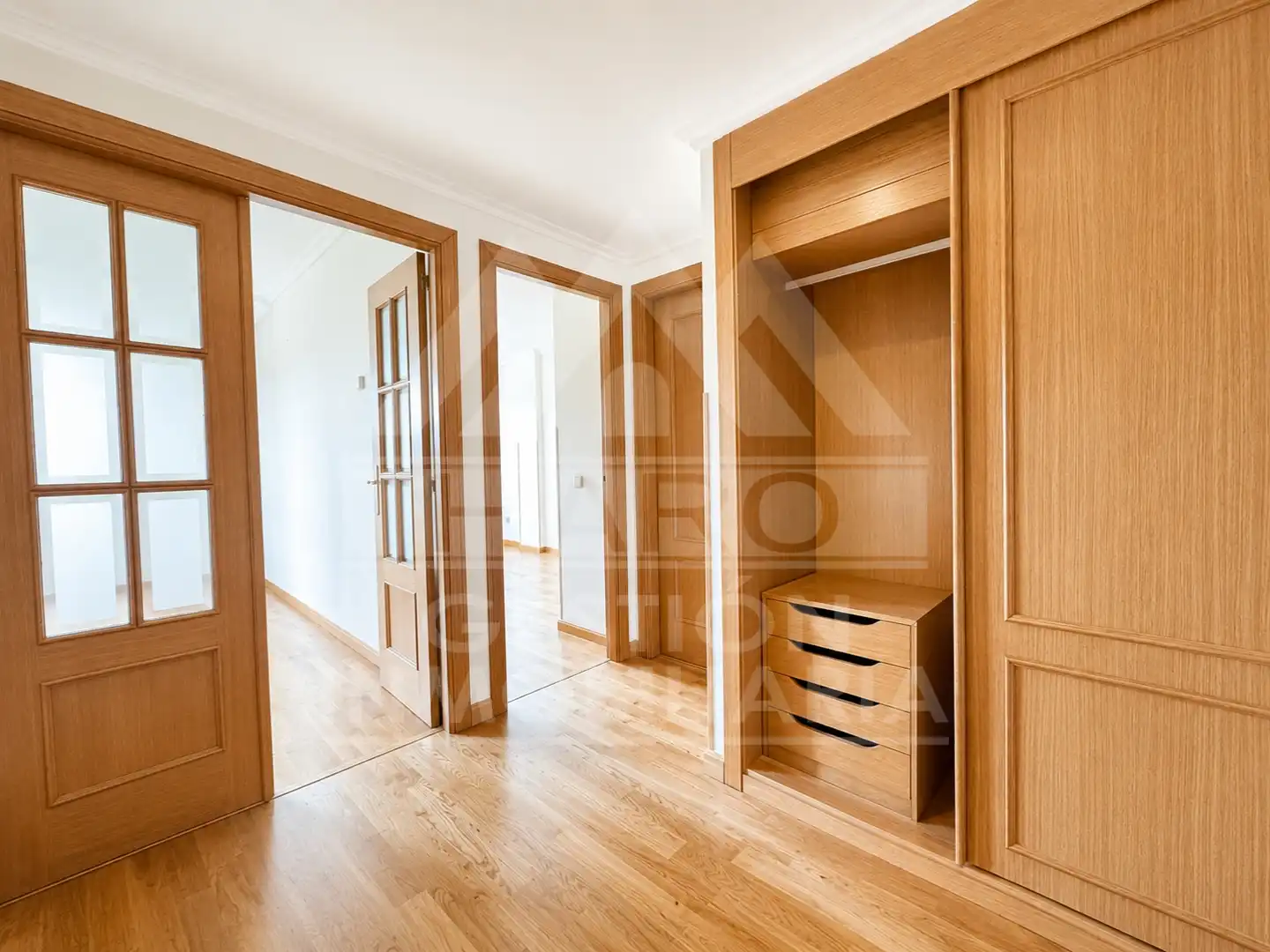 Wohnung zum Verkauf in Madrid mit Klimaanlage, Ofen und Waschmaschine