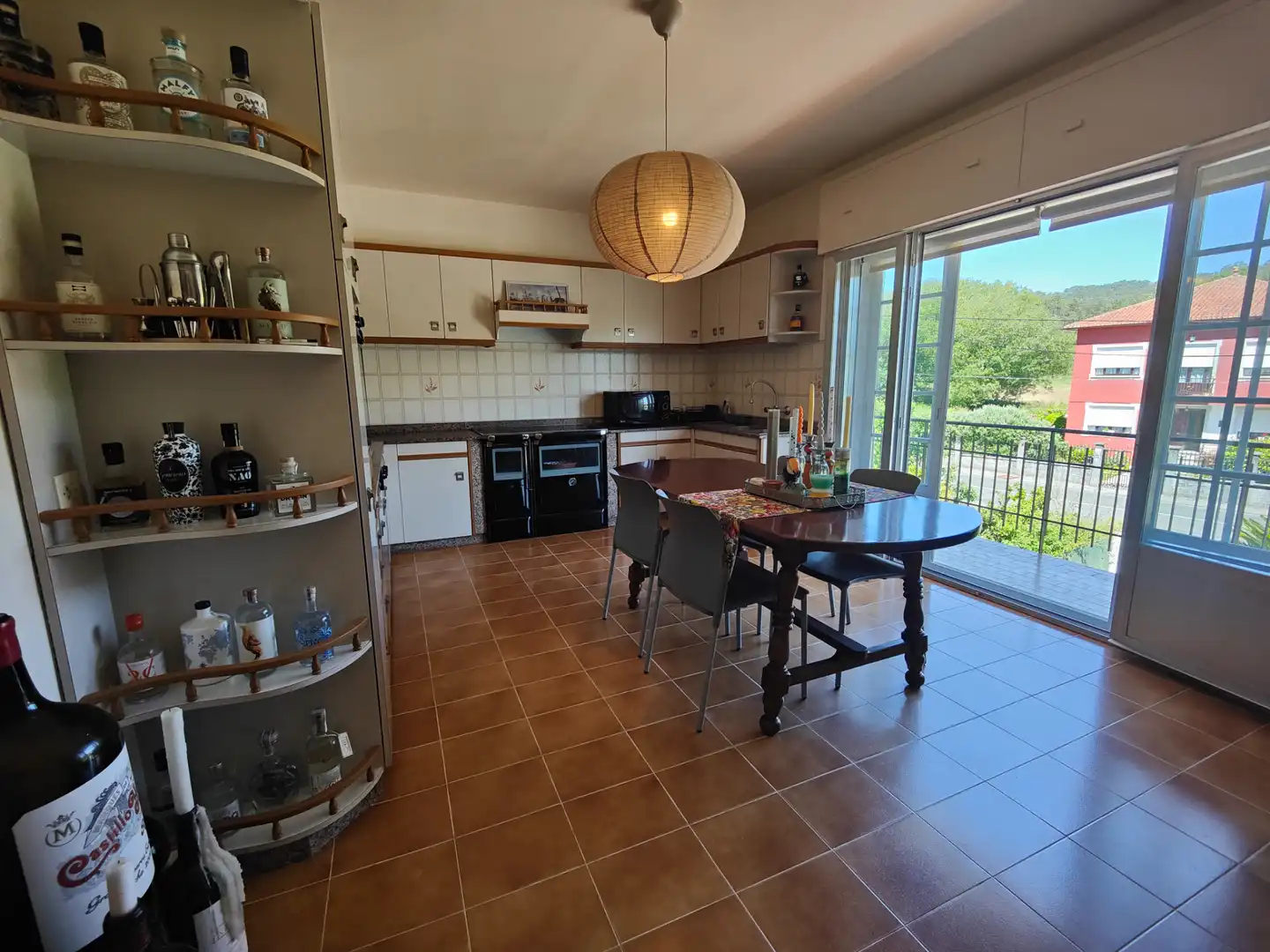 Cocina de Casa o chalet en venta en Rianxo con Calefacción, Jardín privado y Parquet