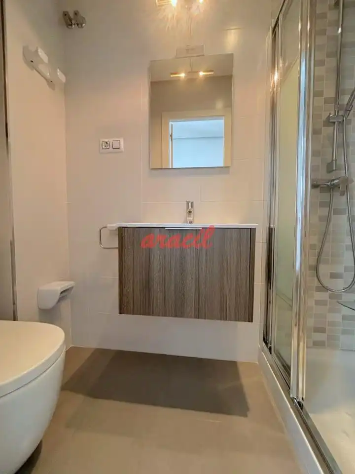 Baño de Piso en venta en Ourense Capital  con Calefacción, Terraza y Balcón