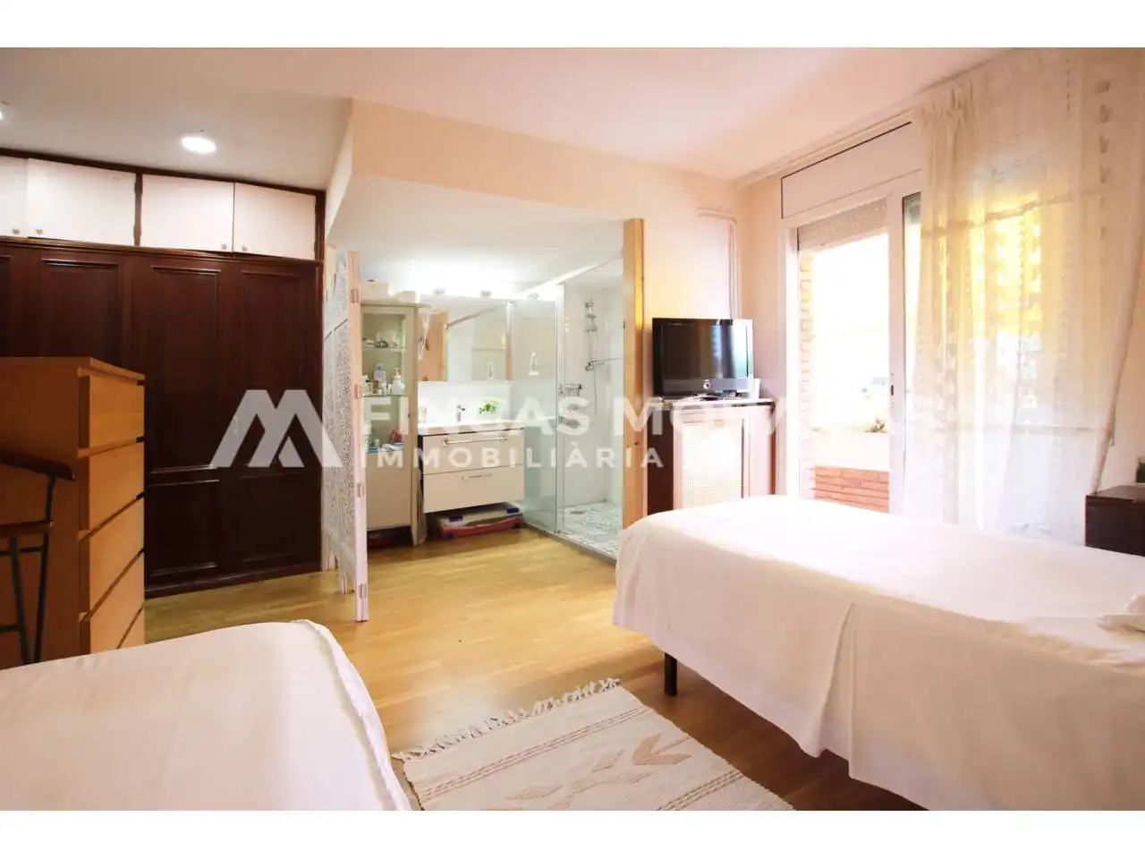 Bedroom of Attic for sale in Sant Cugat del Vallès  with Air Conditioner, Heating and Parquet flooring