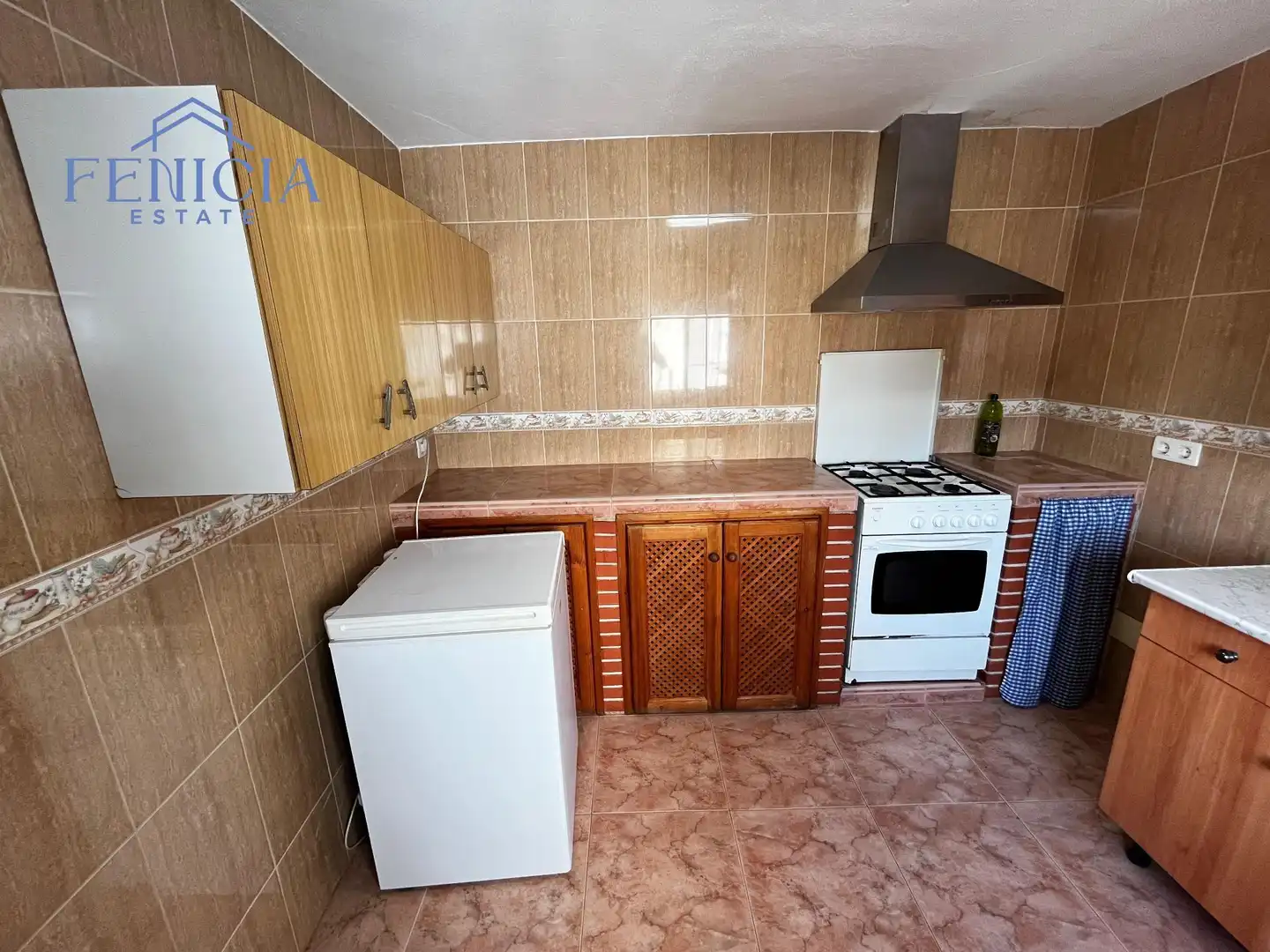 Cocina de Finca rústica en venta en Lentegí con Aire acondicionado, Jardín privado y Terraza