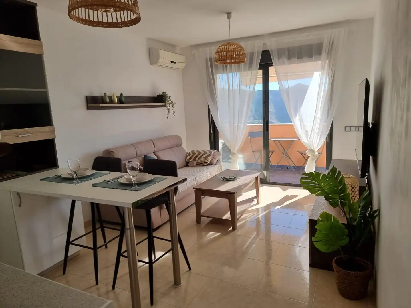 Wohnzimmer von Wohnungen zur Miete in La Envía