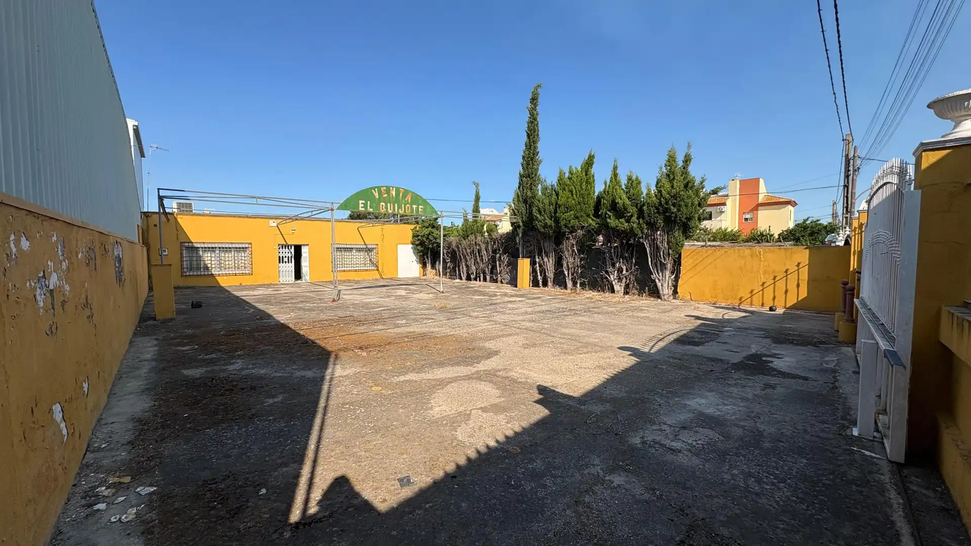 Gewerbefläche zum Verkauf in 82 Avenida Carretera del Puerto, imagen 2