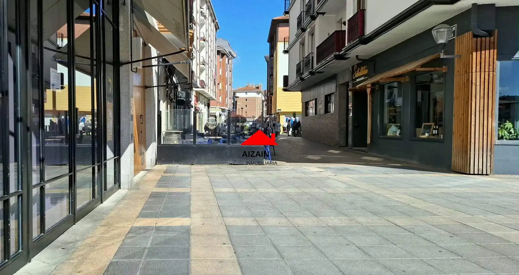Wohnung zum Verkauf in Plaza de Aita Arrupe