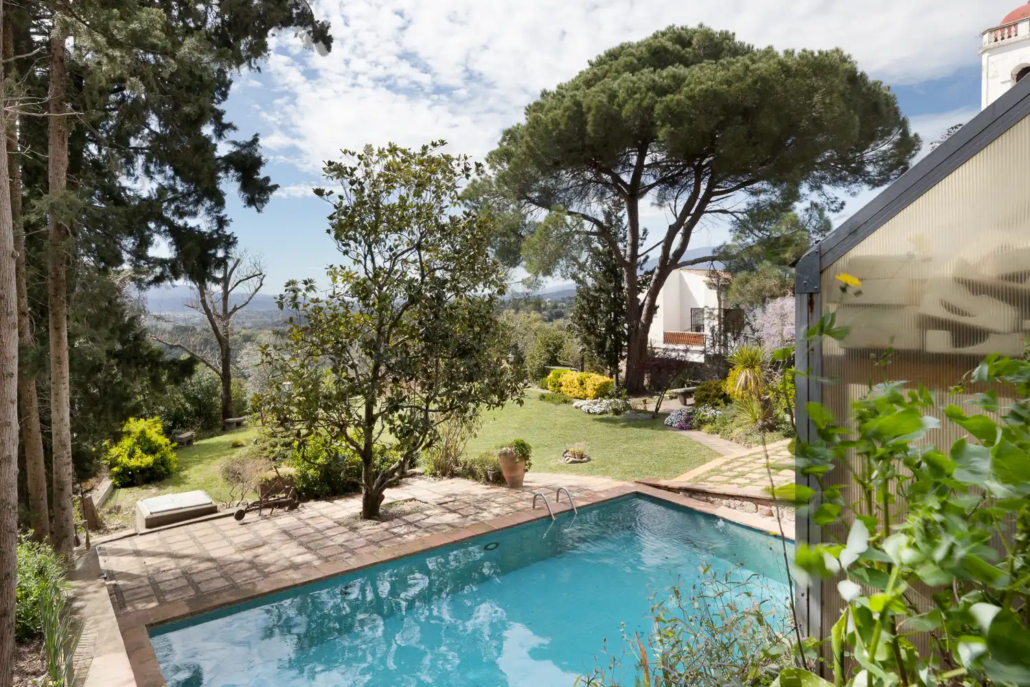 Piscina de Finca rústica en venda en Massanes amb Aire condicionat, Calefacció i Jardí privat