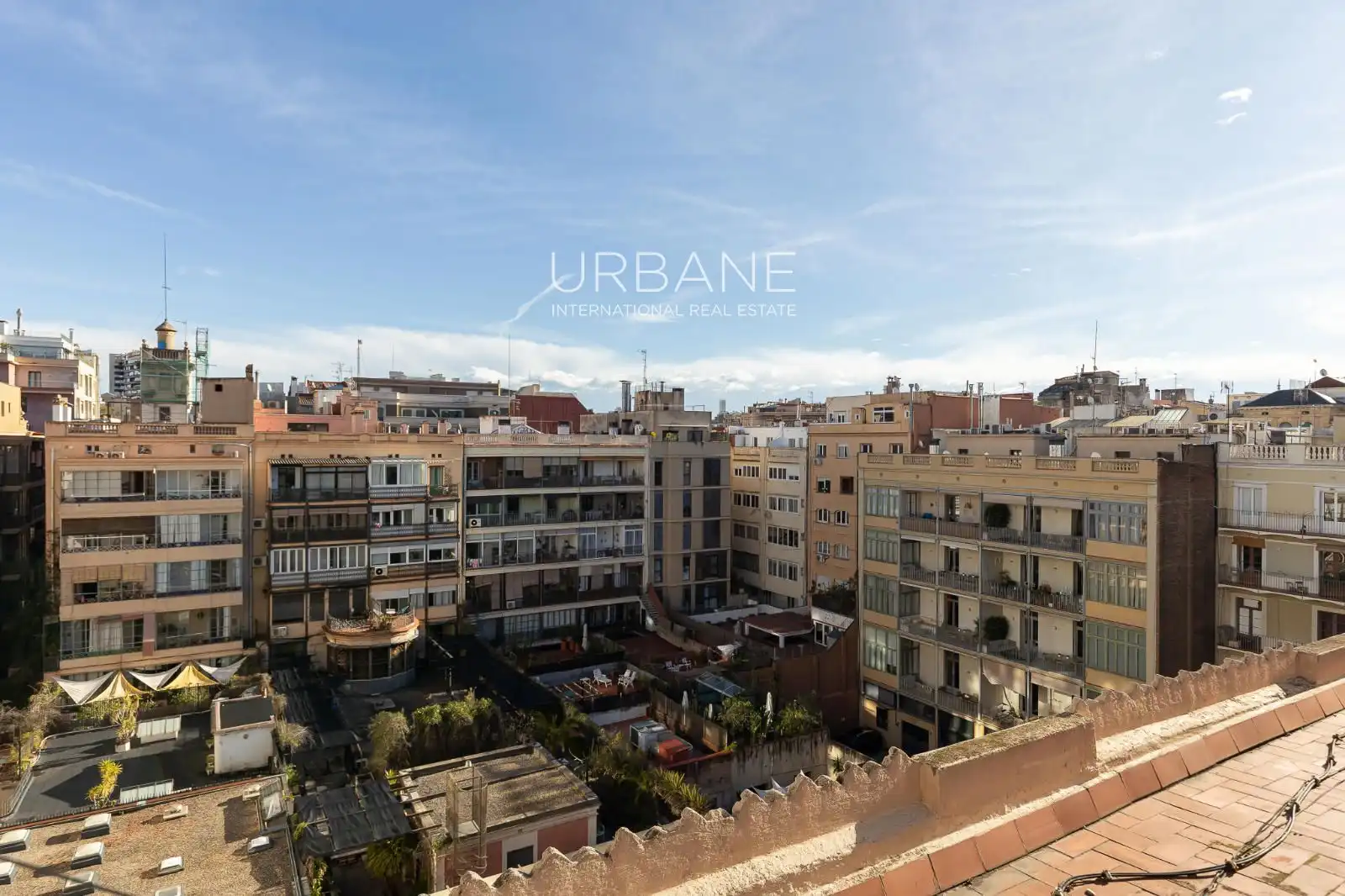 Vista exterior de Ático en venta en Barcelona con Aire acondicionado, Calefacción y Terraza