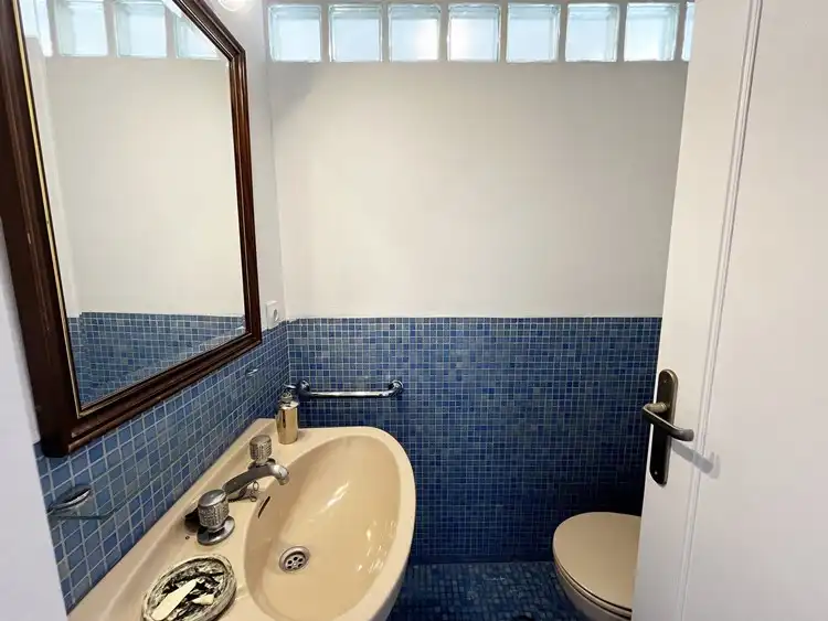 Baño de Ático de alquiler en Madrid con Aire acondicionado, Calefacción y Parquet