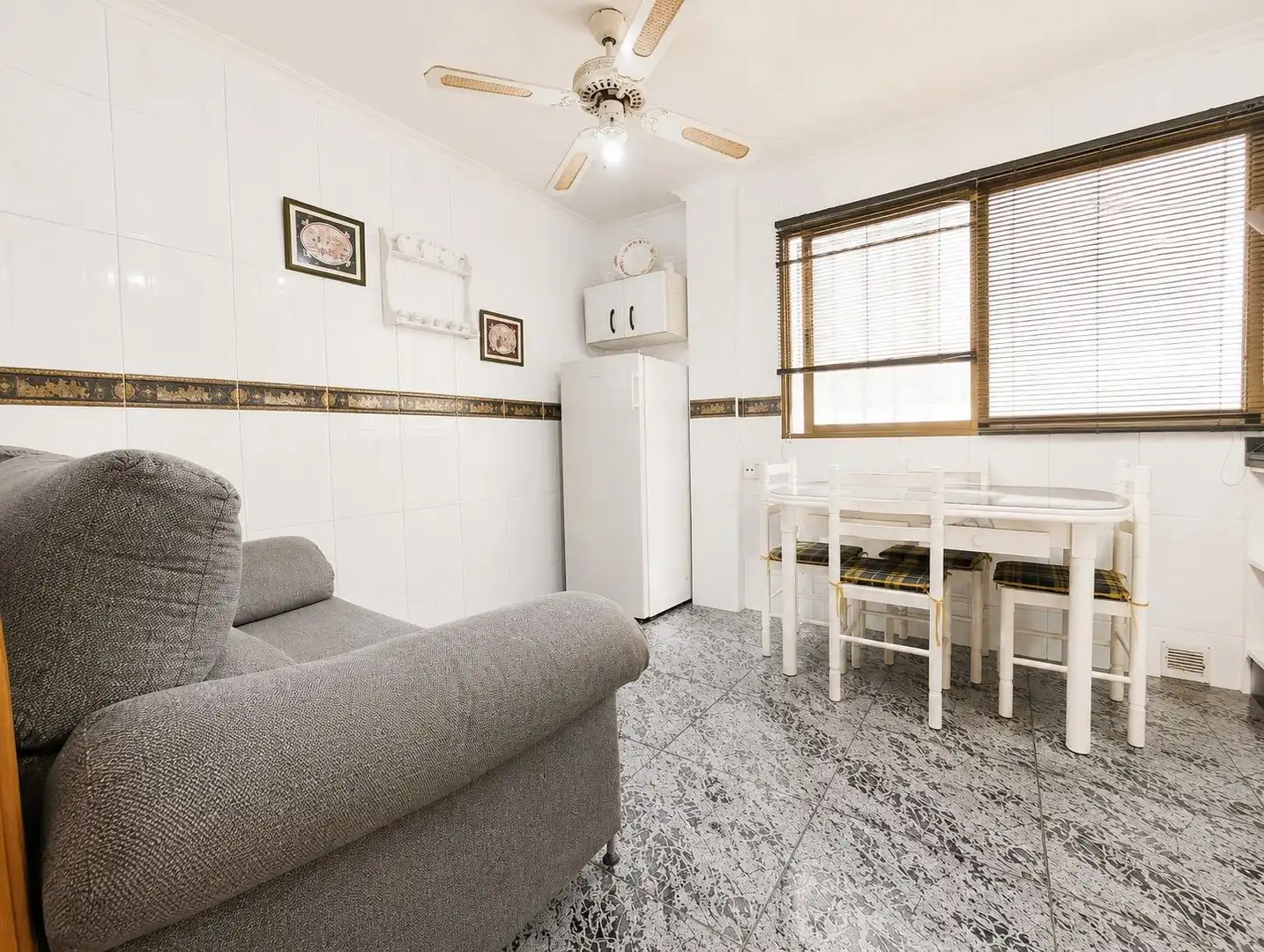 Sala de estar de Apartamento en venta en Elche / Elx con Aire acondicionado y Amueblado