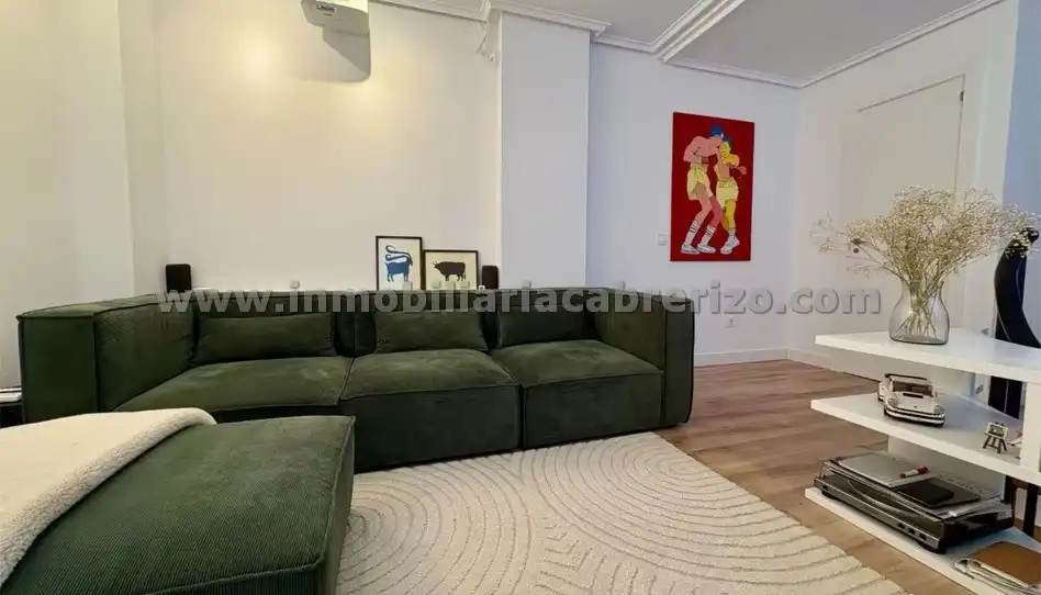Sala de estar de Dúplex en venta en  Logroño con Aire acondicionado, Calefacción y Parquet