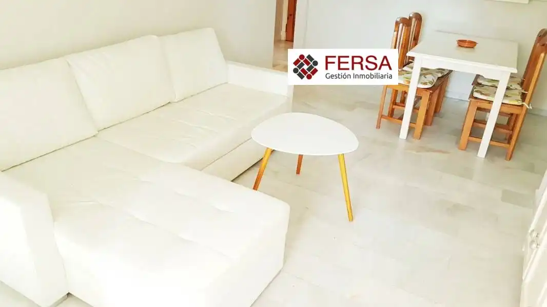 Appartement compact avec piscine à louer à Centro, imagen 4