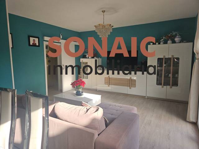 Piso en Venta en Calle del Presidente Adolfo Suárez en Torrejón de Velasco