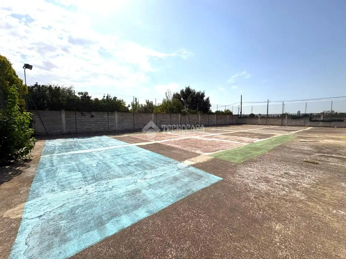 Aparcament de Casa o xalet en venda en Zaragoza amb Aire condicionat, Calefacció i Terrassa