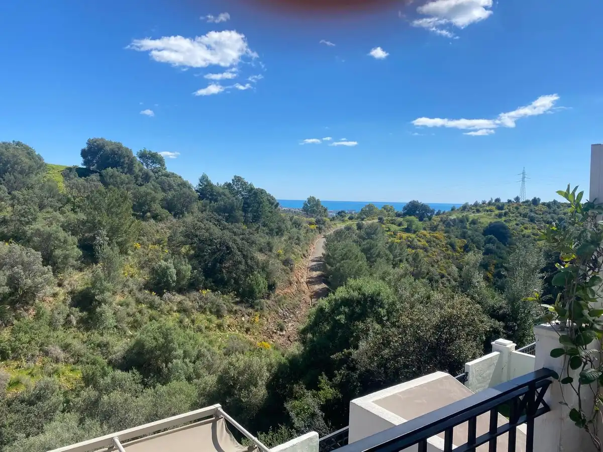 Flat with pool for sale in Marbella - Marbella,Urbanizacion los Altos de los Monteros