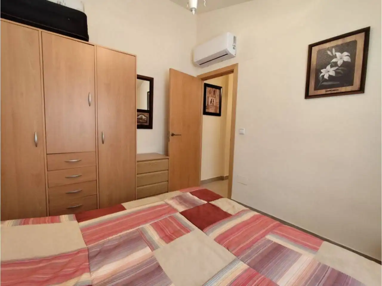Habitación de Casa adosada en venta en Almuñécar con Aire acondicionado, Terraza y Amueblado