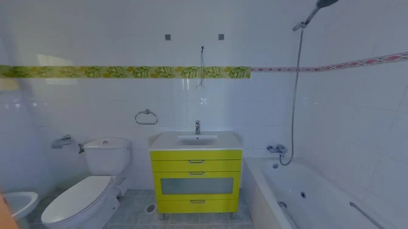 Baño de Piso en venta en Murcia con Aire acondicionado