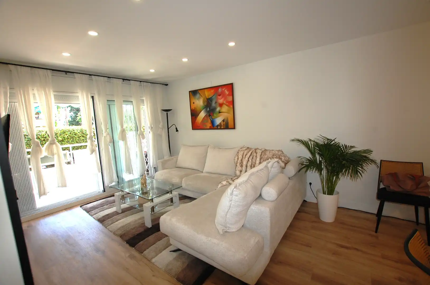 Sala d'estar de Pis en venda en Castelldefels amb Aire condicionat, Parquet i Terrassa