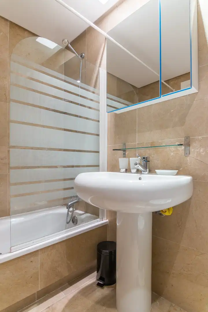 Apartment with terrace for sale in Puerto de la Duquesa, imagen 17