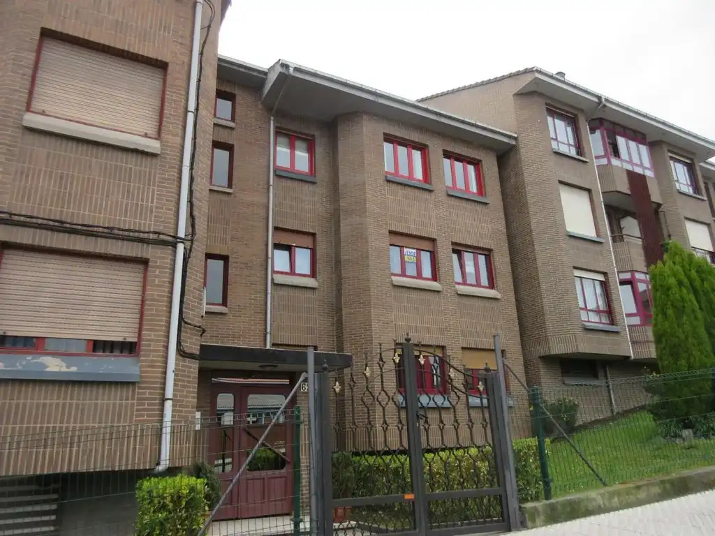 Wohnung mit Terrasse zum Verkauf in Carretera Estación-San Claudio 62