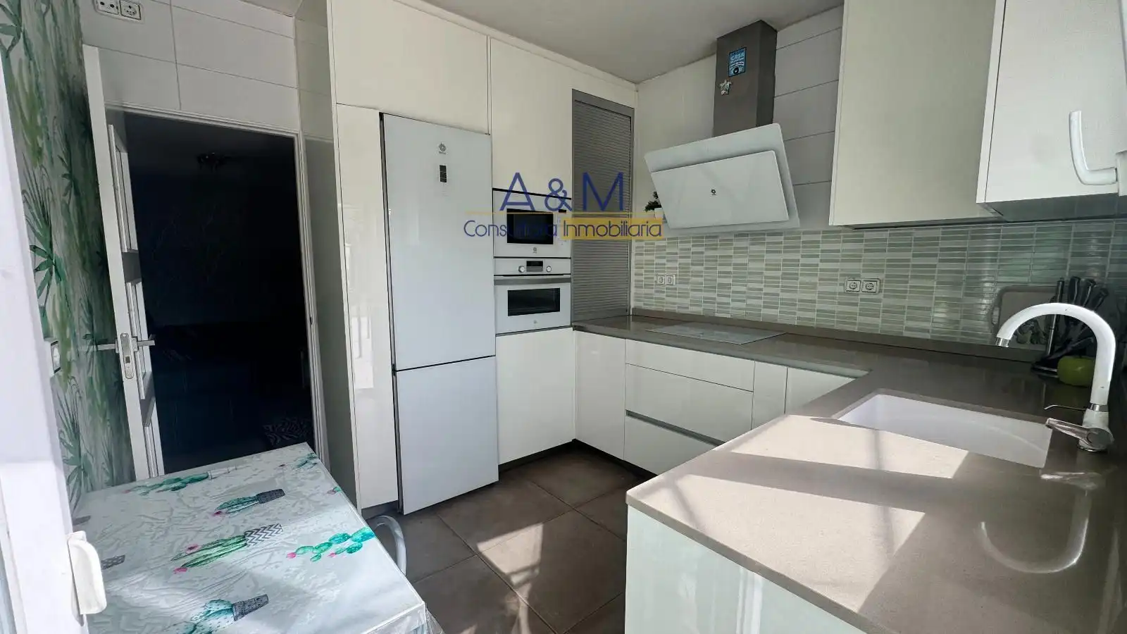 Cocina de Casa o chalet en venta en Viana de Cega con Calefacción, Amueblado y Horno