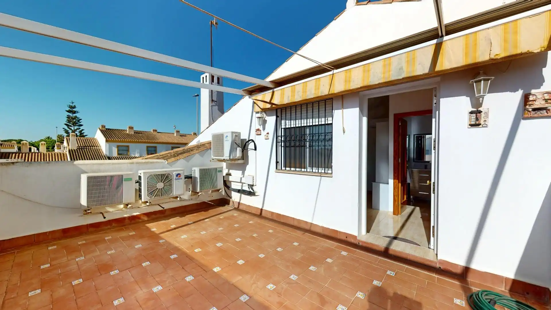 Terrassa de Casa o xalet en venda en Pilar de la Horadada amb Aire condicionat, Terrassa i Traster