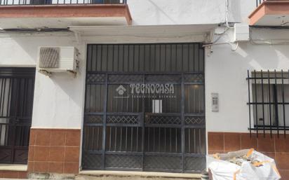 Exterior view of Flat for sale in Sanlúcar la Mayor  with Balcony